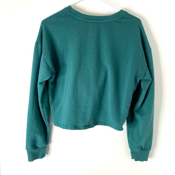 Green Butterfly Graphic Knotted Crop Sweatshirt - Picture 7 of 8